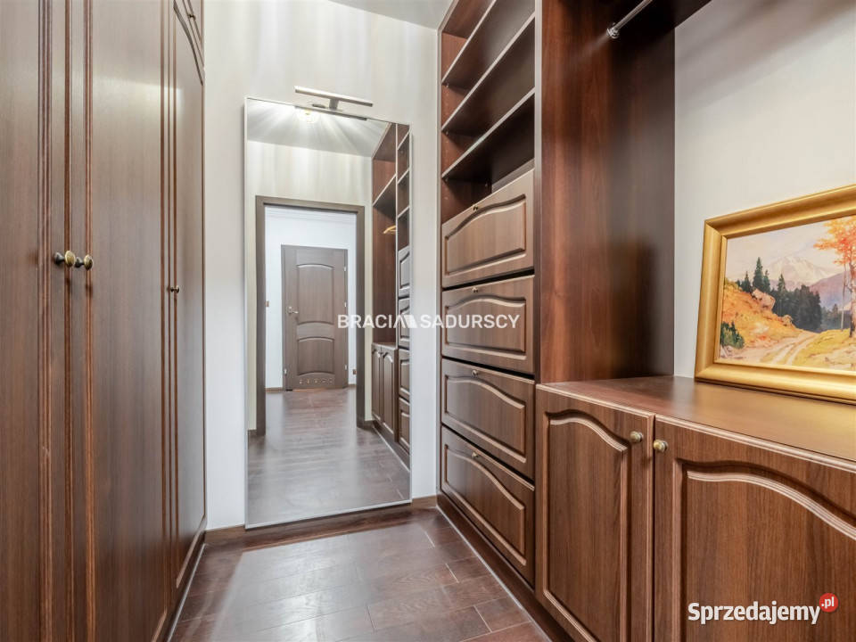 sprzedaży mieszkania Kraków Chopina 5618m2 2