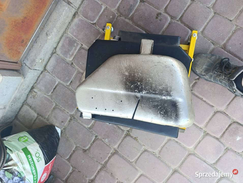 Boczek wsk 125 175 Sport plastikowy lewy Pozostałe