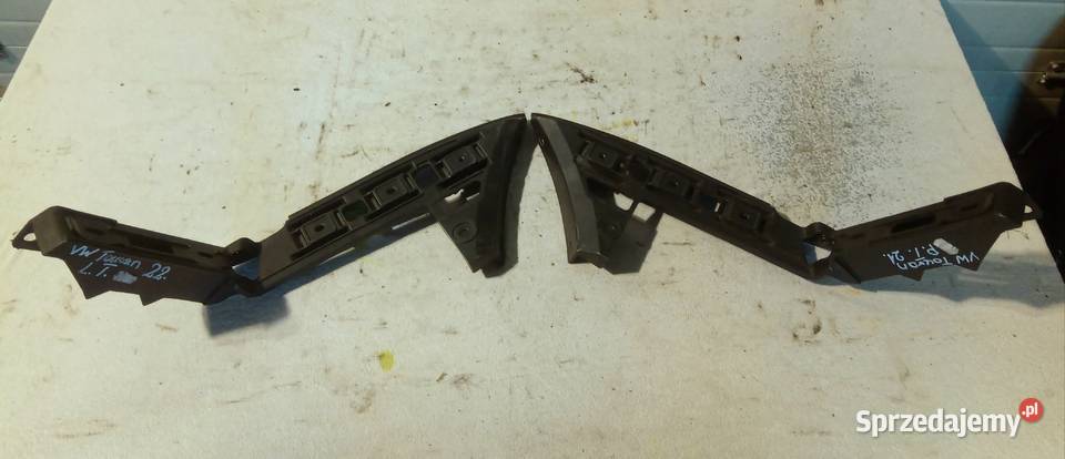 ŚLIZG ZDERZAKA PRAWY LEWY TYŁ VW TOURAN osobowe Mielęcin