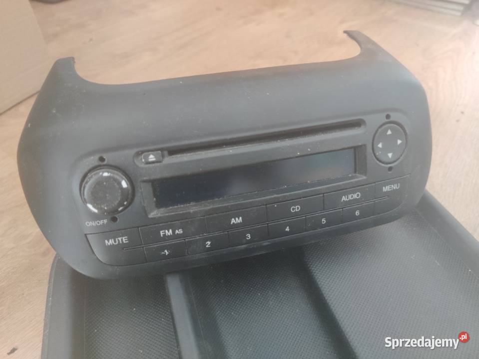 Fiat FiorinoBipperNemo oryginalne radio Bosch z