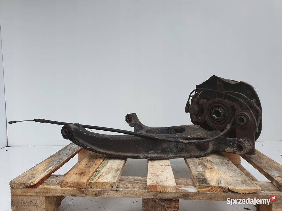 Mercedes W126 SEC 56 PRAWY TYLNY WAHACZ Piasta Rudka sprzedam