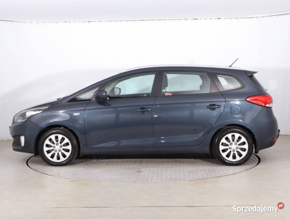Kia Carens 16 GDI radio