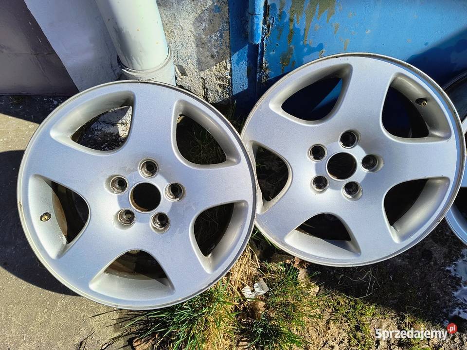 Aluminiowe felgi audi OEM 5x112 7J et45 R16