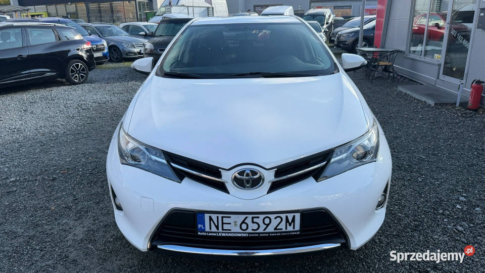 Toyota Auris Benzyna Zarejestrowany Ubezpieczony Motoryzacja Elbląg