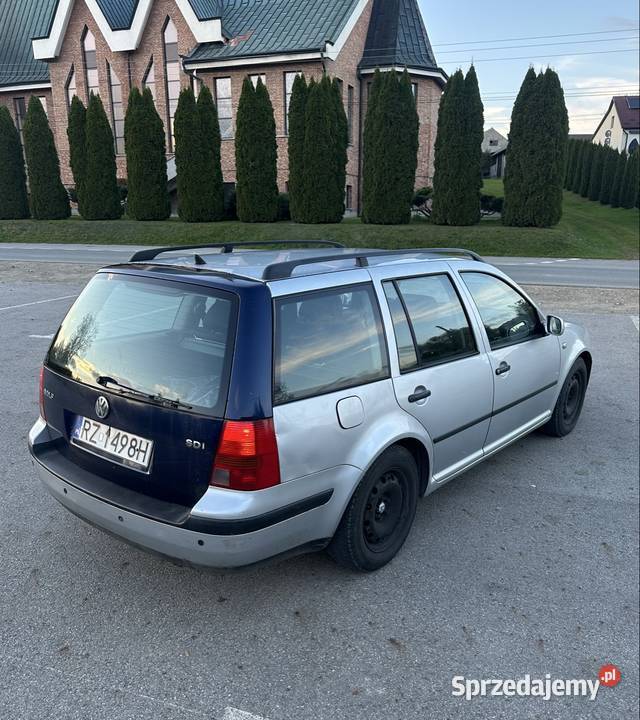 Volkswagen Golf 4 19 TDI 2001r Kombi