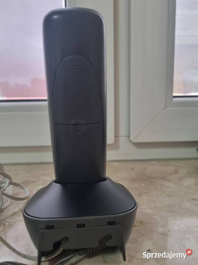 Sprzedam dwa telefony stacjonarne Telefony przewodowe sprzedam