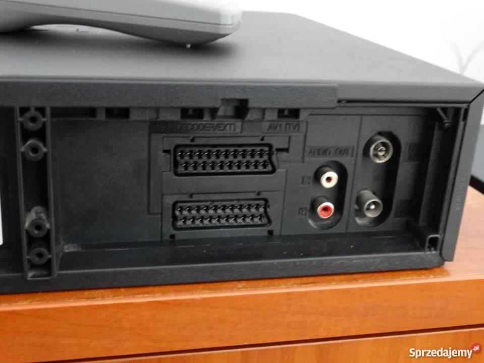 Magnetowid stereo Panasonic NVFJ610 pilot sprzedam