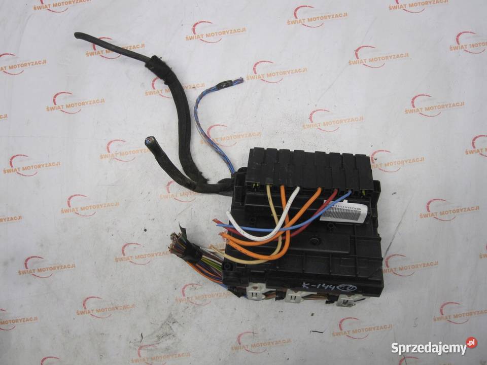 PEUGEOT 3008 I LIFT 12r moduł BSM 9675877980 osobowe Skrzynki bezpieczników Kielce