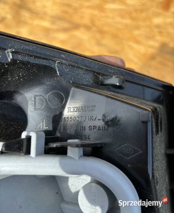 Lampa tylna tył prawa RENAULT CAPTUR I 1317 Międzychód sprzedam