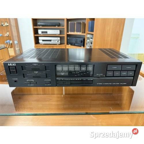AKAI AMA301