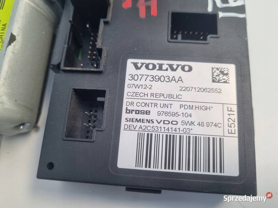 Volvo S40 II V50 PRAWY PRZEDNI PODNOSNIK SZYBY Rudka