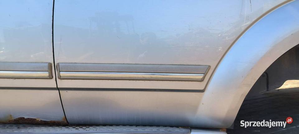DRZWI LEWE TYŁ DODGE DURANGO II Lipno