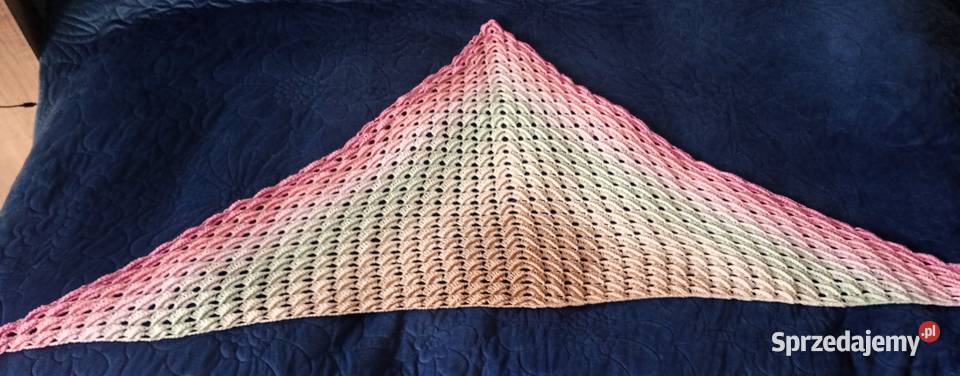 Chusta zrobiona na szydełku