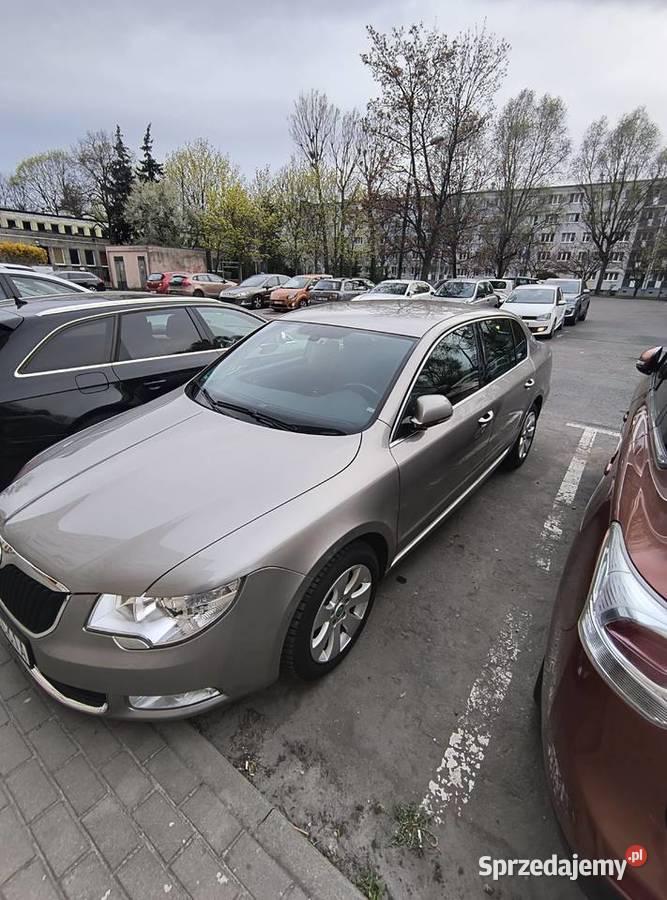 Skoda Superb z niskim przebiegiem 145km wielkopolskie Poznań