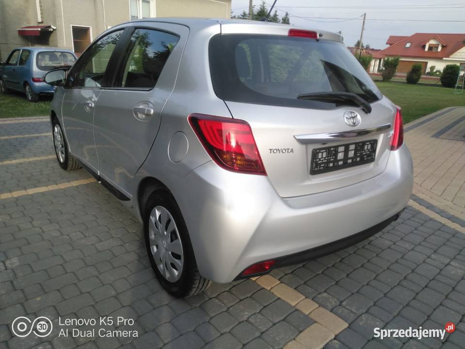 Toyota yaris 10 benzyna klimatyzacja kamera 998cm3 Lisia Góra