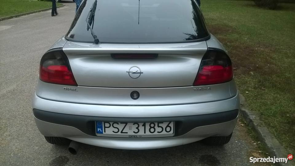 Opel tigra 2000 1 wlasciciel w kraju klima 1416V 2/3