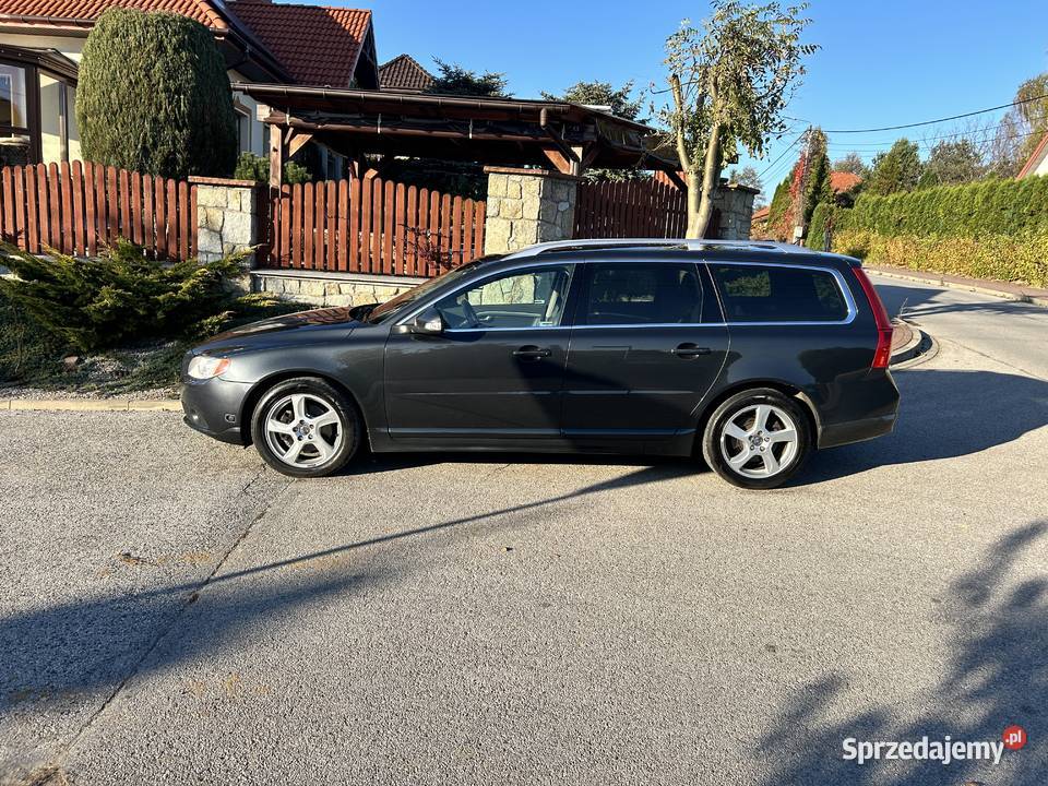 Volvo V70 20 benzyna SUMMUM model 2011 czujnik deszczu Kielce