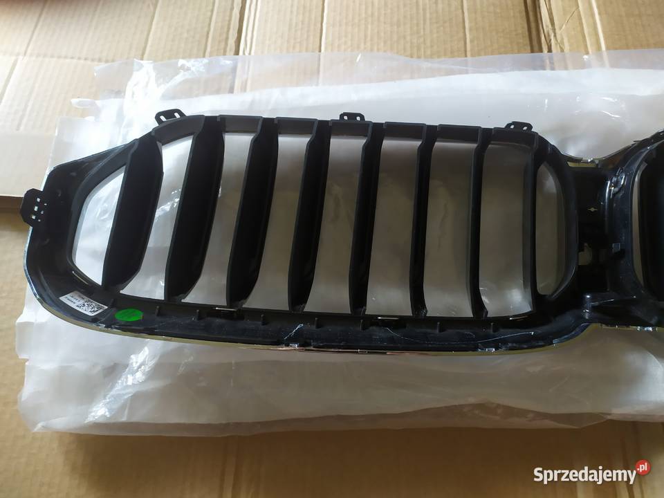 Bmw g30 g31 5 atrapa grill nerki pod kamere Ksawerów