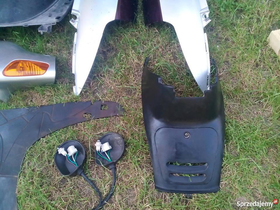 Plastiki części skuter zipp i inne Bulowice