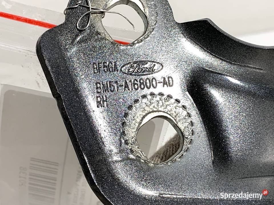 ZAWIAS MASKI PRAWY PRZÓD FORD KUGA II SUV podkarpackie