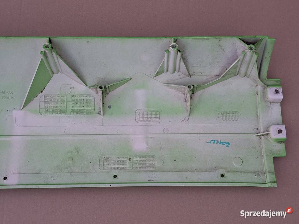 MAN TGA TGM TGL PRZEDŁUŻENIE STOPNICY LEWE Bieleń