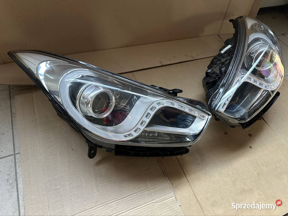Reflektory Xenon Hyundai i40 AFS