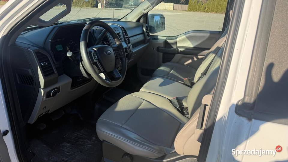 FORD F250 Super Duty europa kat C ciężarowy Rok produkcji 2020 sprzedam