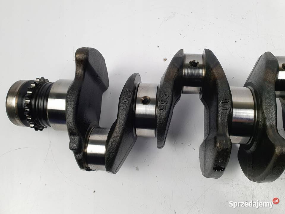 WAŁ KORBOWY BMW E87 E90 E91 20 D 7798473 Blok silnika Chełm