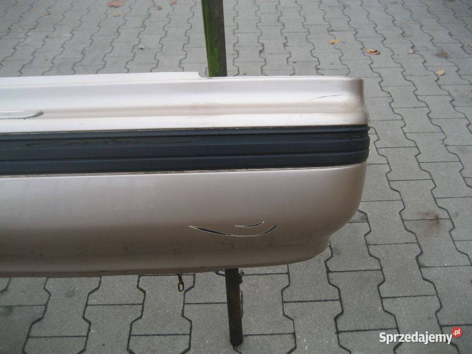 subaru legacy sedan 9094r zderzak tył tylni Rakoniewice