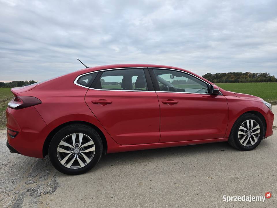 Hyundai i30 fastback