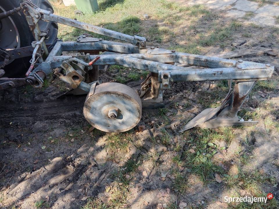 Sprzedam pług 3 skibowy w stanie Luboszewy