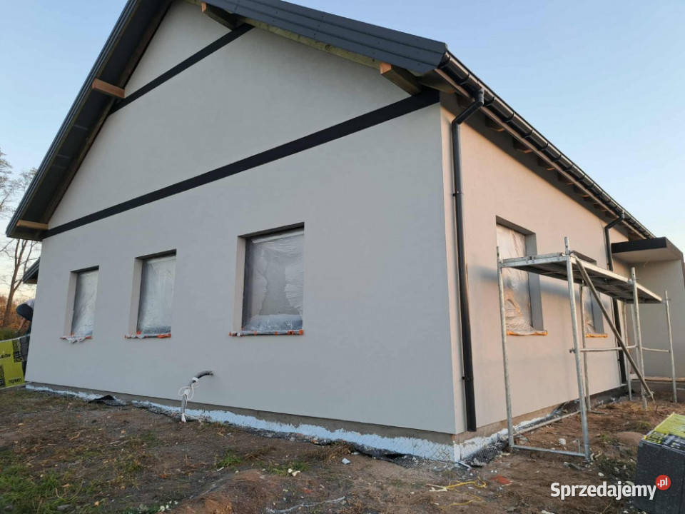 parterowy z garażem wykończenie premium Mrowiska