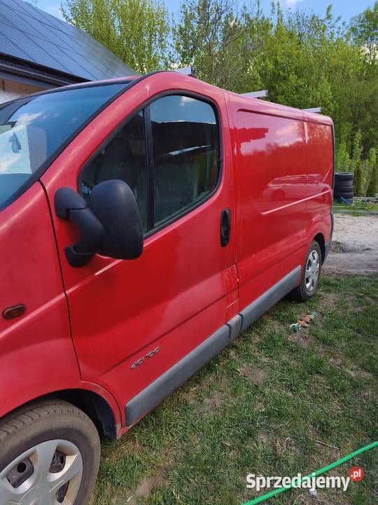 Renault Trafic nieuszkodzony