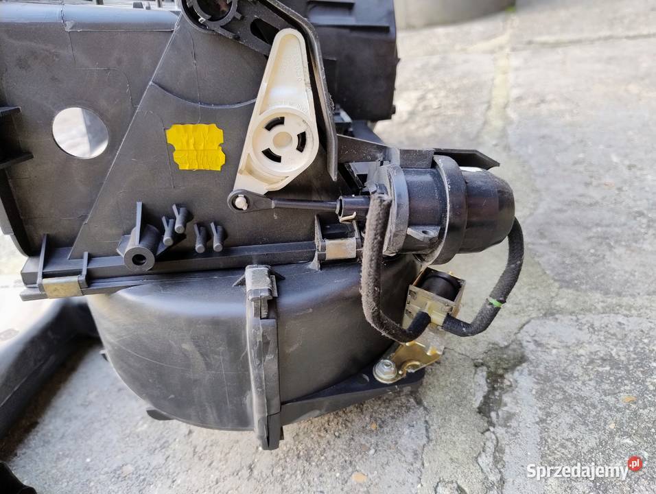 Audi 80 B4 Kombajn klimatyzacji manualnej podkarpackie Dębica