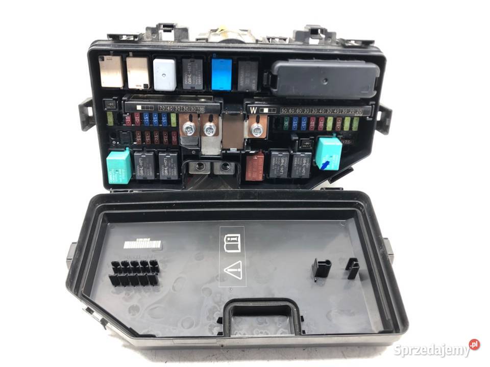 SKRZYNKA BEZPIECZNIKÓW HONDA CRV IV Hatchback 20