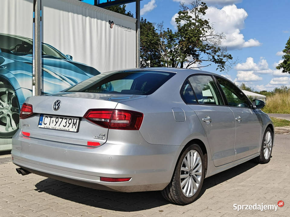 Volkswagen Jetta A6 2010 Rok produkcji 2016 mazowieckie