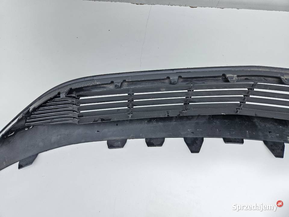 MERCEDES CLA W118 AMG KRATKA ŚRODKOWA ZDERZAKA sprzedam