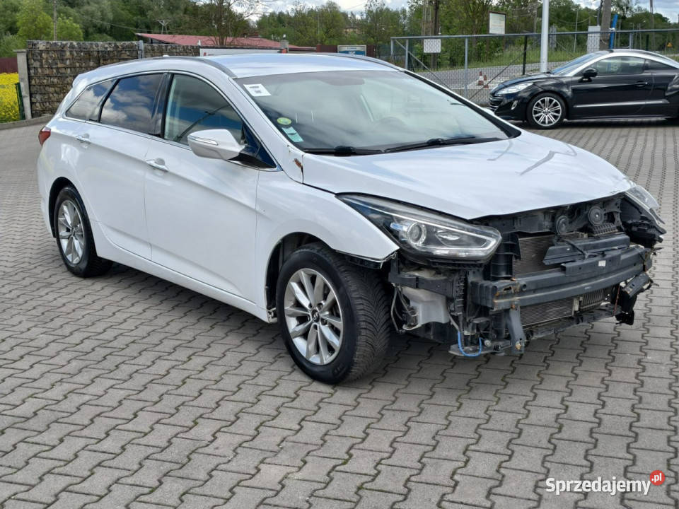 Hyundai i40 17 diesel 141 6biegów nawigacja 141KM i40 Kęty