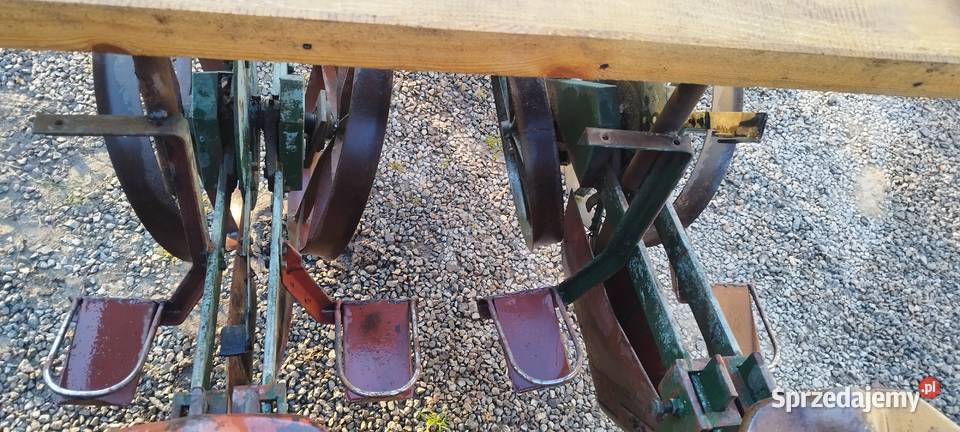 Sadzarka do tytoniu nieuszkodzony Siewniki i sadzarki Szczebrzeszyn