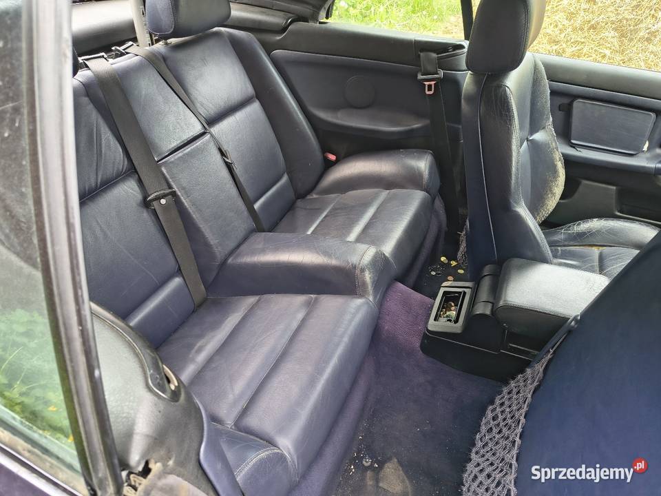 BMW e36 cabrio całą na części Jaroszyn-Kolonia