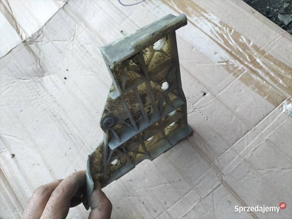 AUDI 80 B4 MOCOWANIE ZDERZAKA PRZÓD lubelskie sprzedam