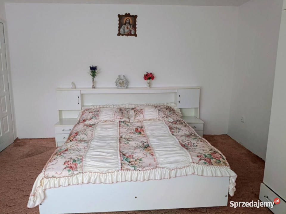 Parter domu z budynkiem gospodarczym Liczba pokoi 5 Jeszkotle