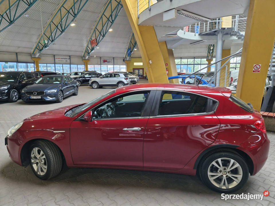 Alfa Romeo Giulietta OPIS W podanej roczna serwisowany w ASO śląskie
