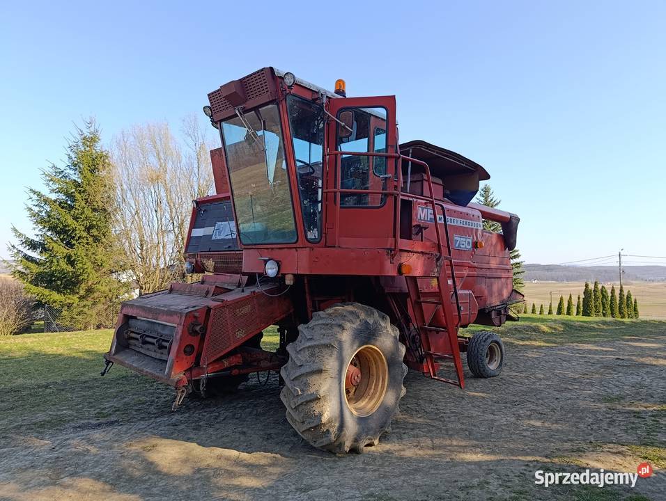 Kombajn Massey Ferguson 750