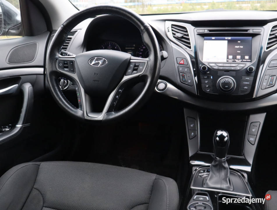 Hyundai i40 17 CRDi relingi dachowe Piaseczno sprzedam