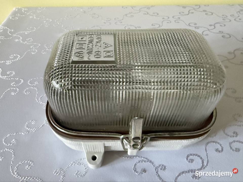 Lampa PRL OPKZ60 Industrialna Oprawa lata 7080 sprzedam
