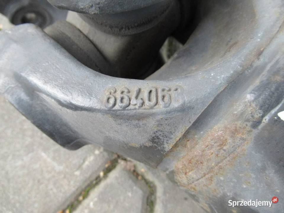 WAŁ NAPĘDOWY VOLVO FH Van minibus 128 440