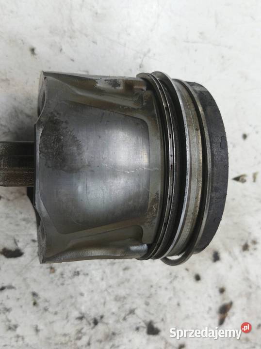 TŁOK KORBOWÓD 14 D4D Toyota Auris I 20062012 osobowe świętokrzyskie