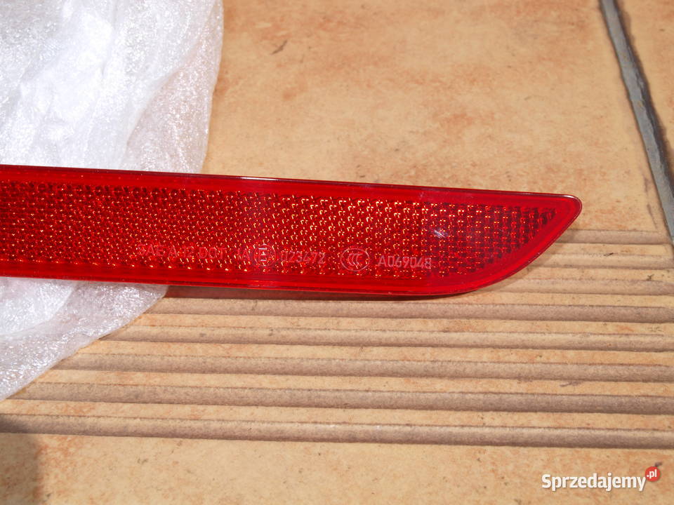 BMW 3 F30 Kombi lampa odblask lewa w zderzak tył Kalisz sprzedam