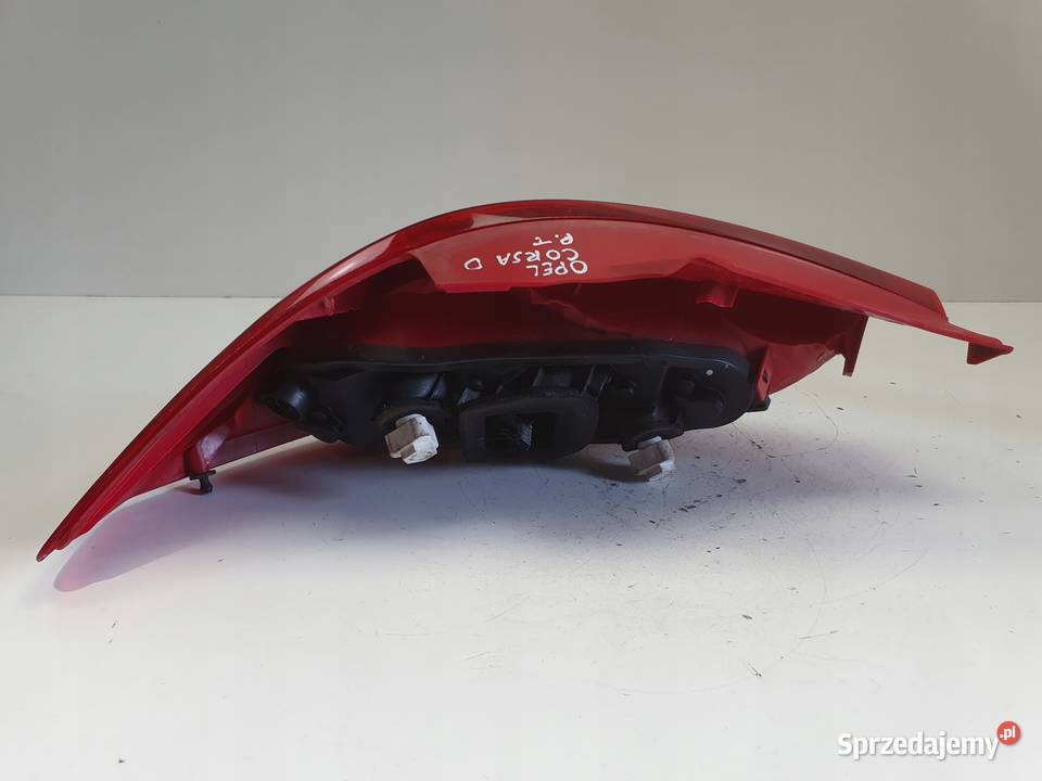 LAMPA PRAWA Opel Corsa D 3 drzwi TYLNA prawy tył lubelskie Rudka